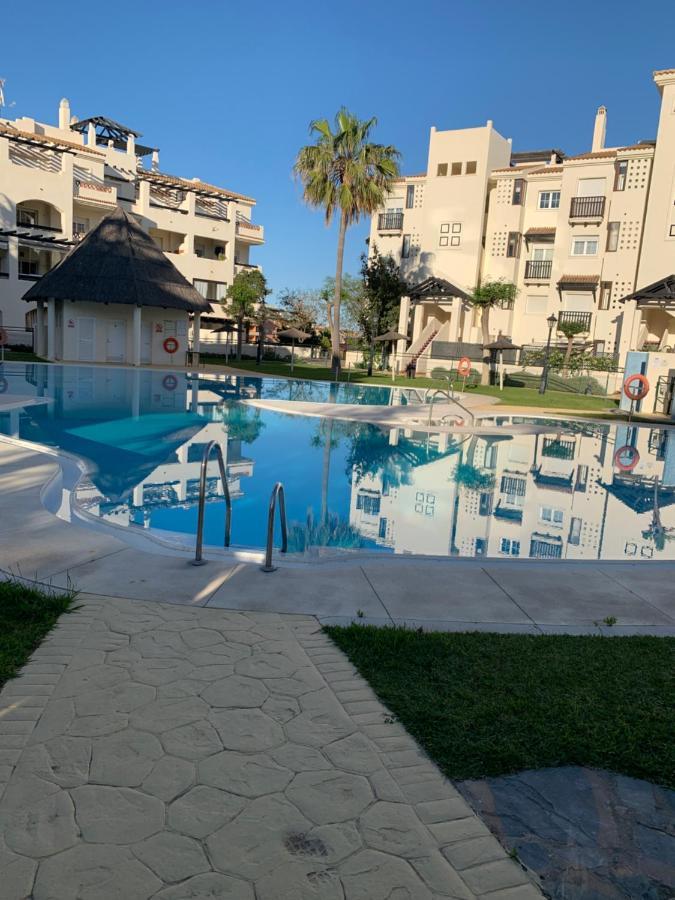 Residencial Duquesa Fase 1 Apartment Manilva Bagian luar foto
