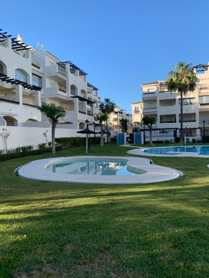 Residencial Duquesa Fase 1 Apartment Manilva Bagian luar foto